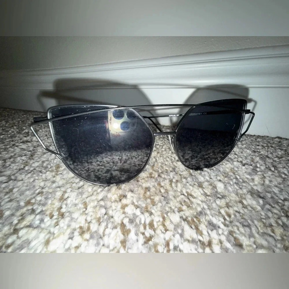 Black cat eye sunglasses - Picture 2 of 4